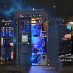 Doctor Who DIY Book Nook Kit – Mysterious Blue Box